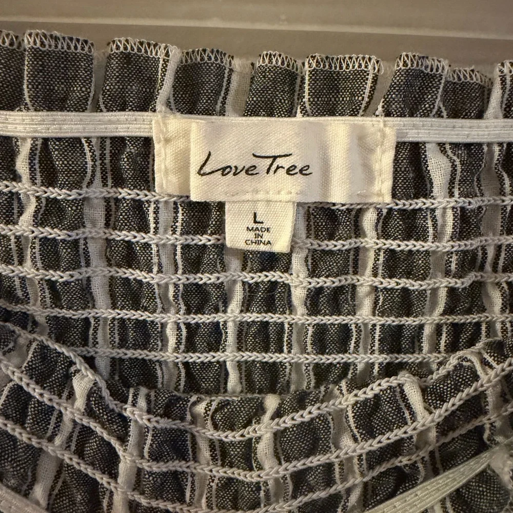 Love Tree Black and‎ White Textured romper